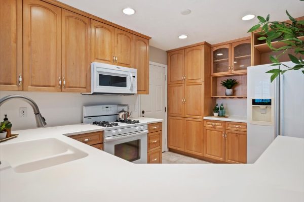 11-Kitchen 11-Kitchen