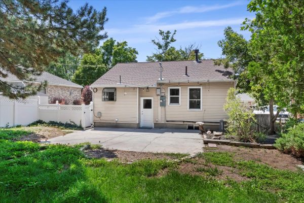 19-Backyard-1867 Ramona Ave, Salt Lake City, UT 84108 19-Backyard-1867 Ramona Ave, Salt Lake City, UT 84108
