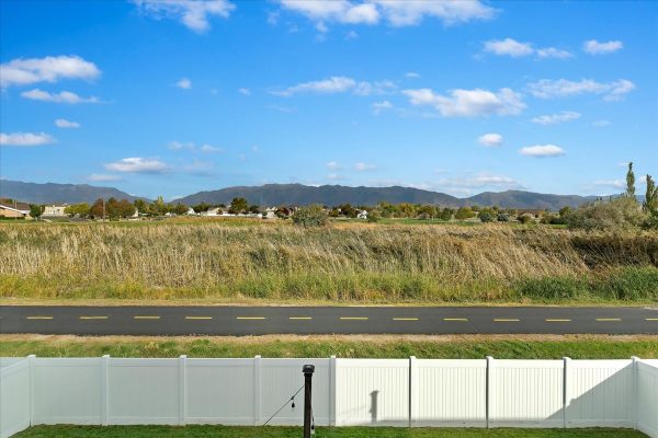 31-View-3161 Edgewater Cove Syracuse, UT 84075 31-View-3161 Edgewater Cove Syracuse, UT 84075
